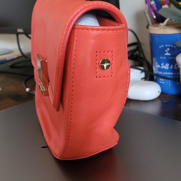 C. WONDER Coral Crossbody - Picture 2 of 5